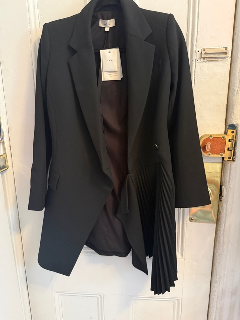 A.L.C. Black Asymmetric Pleated-Panel Blazer, size 4 - Picture 4 of 5